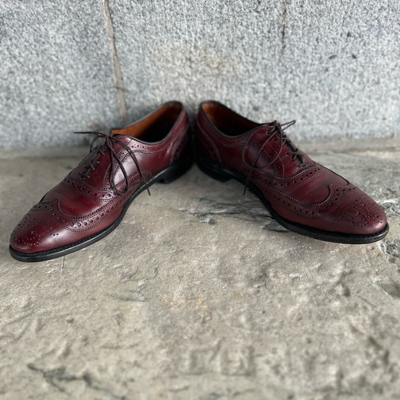 Allen Edmonds McAllister Wingtip Oxfords Dress Shoe, Size 8 1/2 C, Cordovan. main image 8